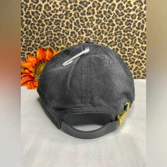 🦋B2G1🦋TRUE RELIGION Black HorseShoe Adjustable Baseball Hat | OSFA | - Picture 3 of 7